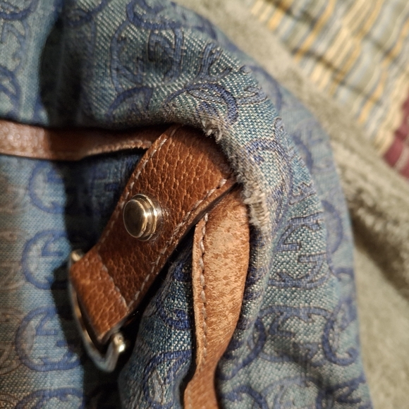 💯 Authentic Gucci Tote Handbag 🍀 - Picture 16 of 16